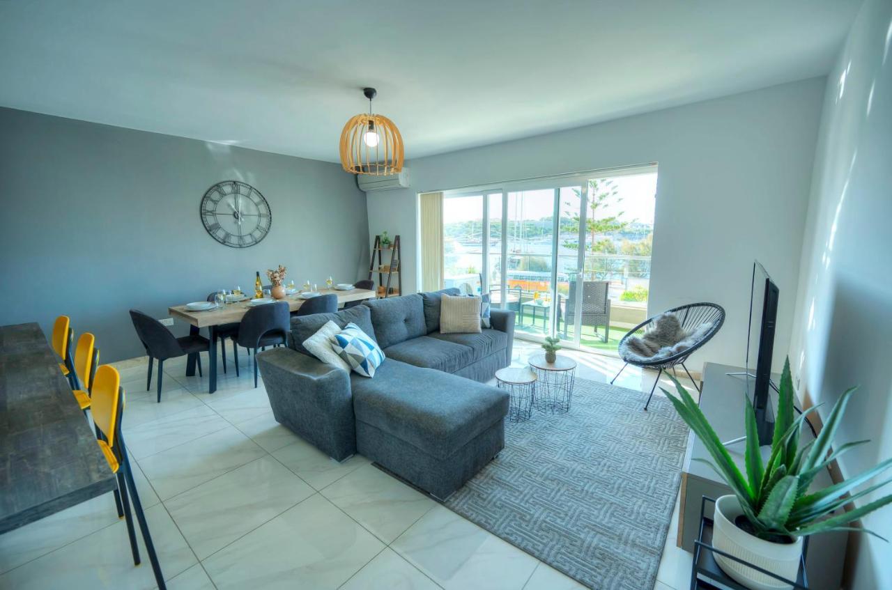 Apartment Spacious Seafront 3 Bedrooms - Balcony Goslm-7 *
