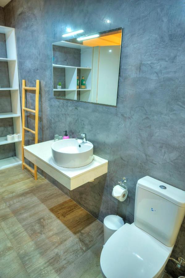 Apartment Spacious Seafront 3 Bedrooms - Balcony Goslm-7